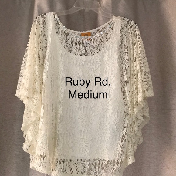 Dresses and tops - Picture 1 of 4